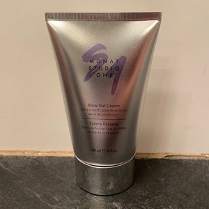 Monat blow out cream